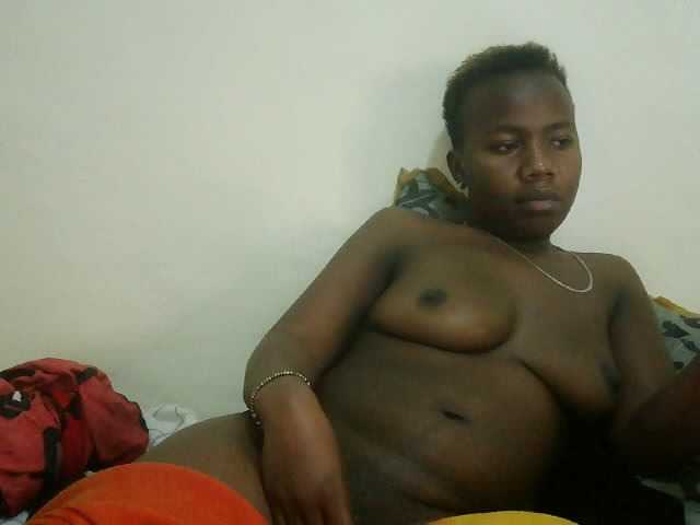 Blackdoll1 live cam on BongaCams