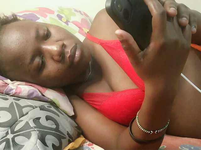 Blackdoll1 live cam on BongaCams
