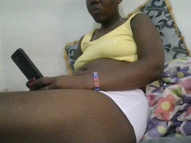 Blackdoll1 live cam on BongaCams