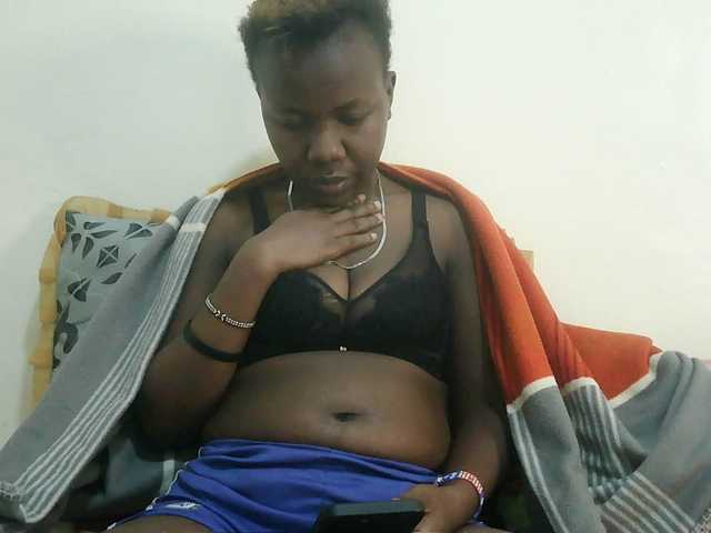 Blackdoll1 live cam on BongaCams