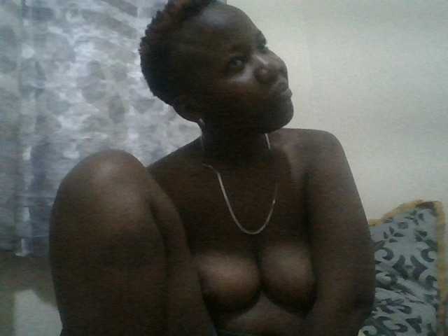 Blackdoll1 live cam on BongaCams