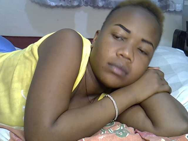 Blackdoll1 live cam on BongaCams