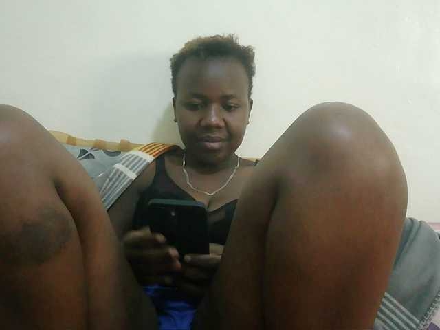 Blackdoll1 live cam on BongaCams
