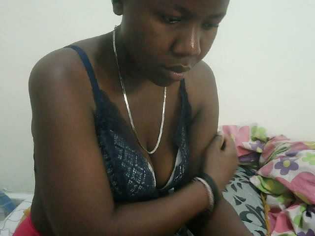 Blackdoll1 live cam on BongaCams