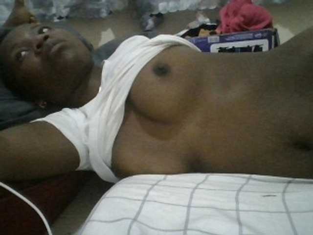 Blackdoll1 live cam on BongaCams