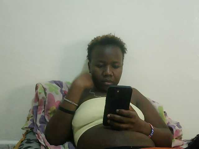 Blackdoll1 live cam on BongaCams