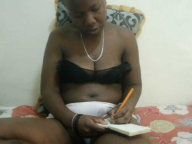 Blackdoll1 live cam on BongaCams