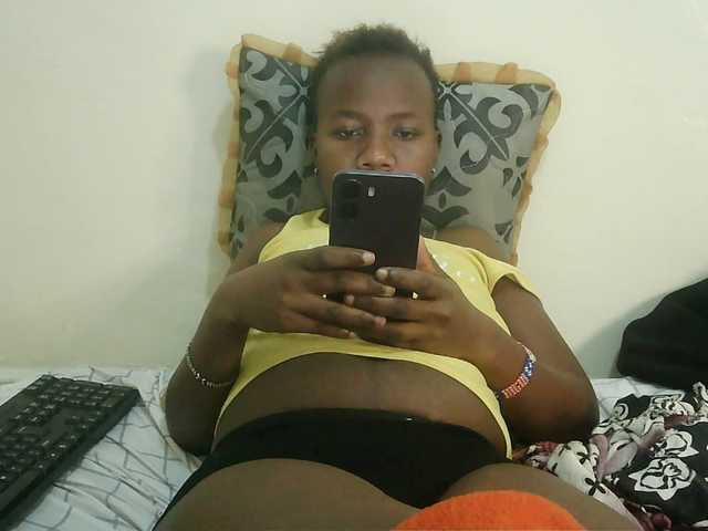 Blackdoll1 live cam on BongaCams