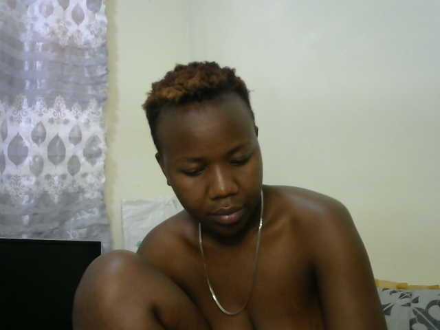 Blackdoll1 live cam on BongaCams