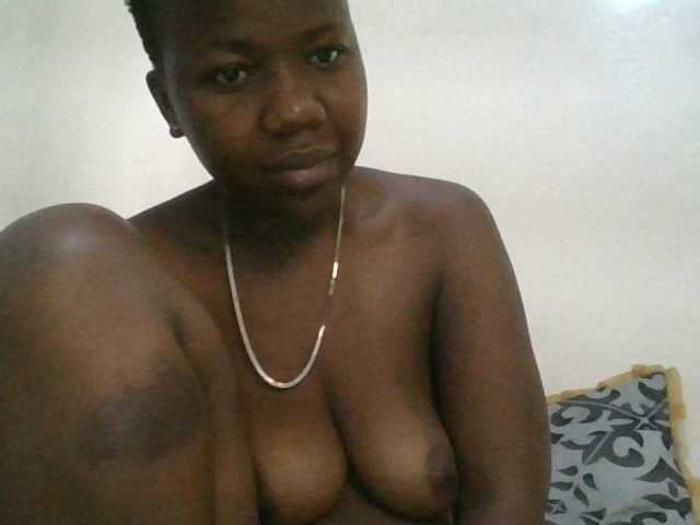 Blackdoll1 live cam on BongaCams
