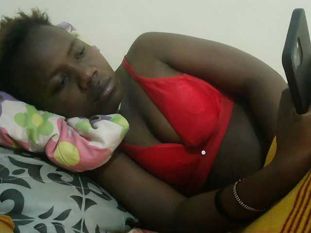 Blackdoll1 live cam on BongaCams