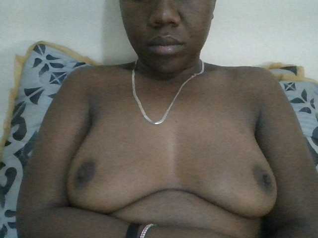 Blackdoll1 live cam on BongaCams