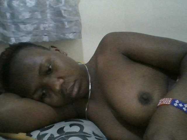 Blackdoll1 live cam on BongaCams