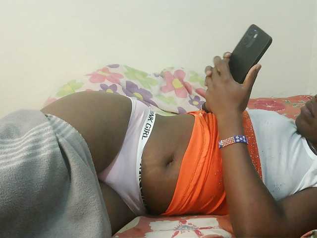 Blackdoll1 live cam on BongaCams