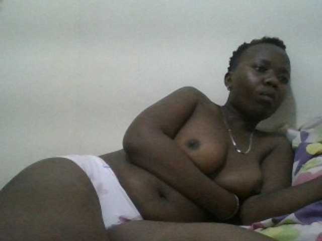 Blackdoll1 live cam on BongaCams