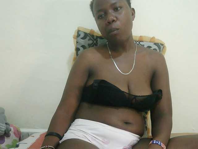 Blackdoll1 live cam on BongaCams