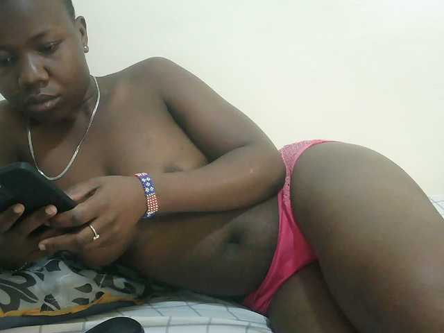 Blackdoll1 live cam on BongaCams