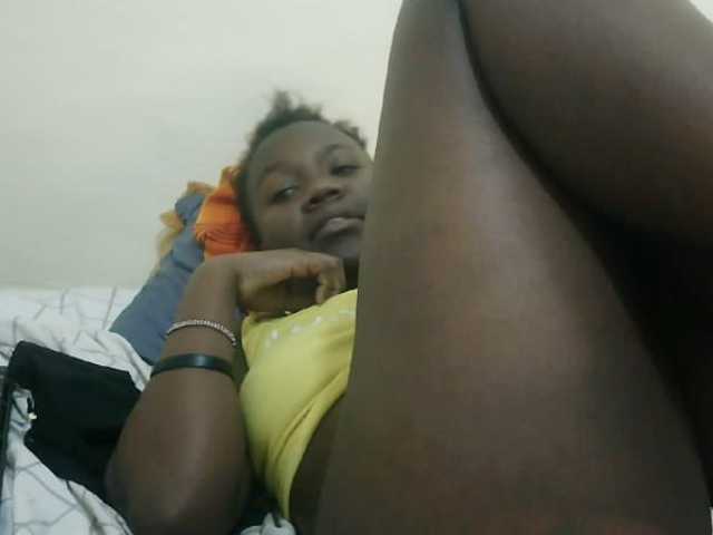 Blackdoll1 live cam on BongaCams