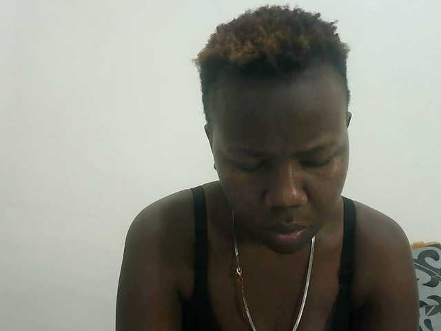Blackdoll1 live cam on BongaCams