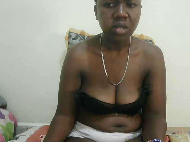 Blackdoll1 live cam on BongaCams
