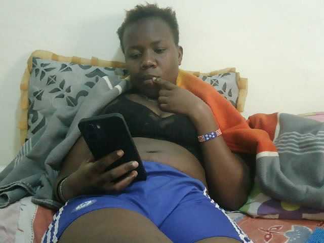 Blackdoll1 live cam on BongaCams
