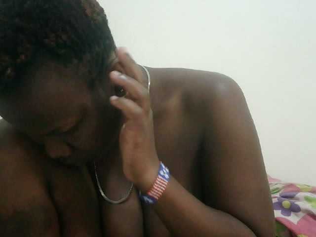 Blackdoll1 live cam on BongaCams