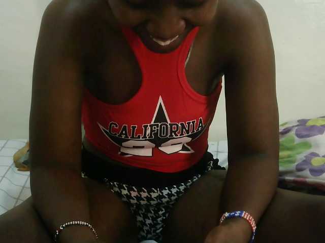 Blackdoll1 live cam on BongaCams