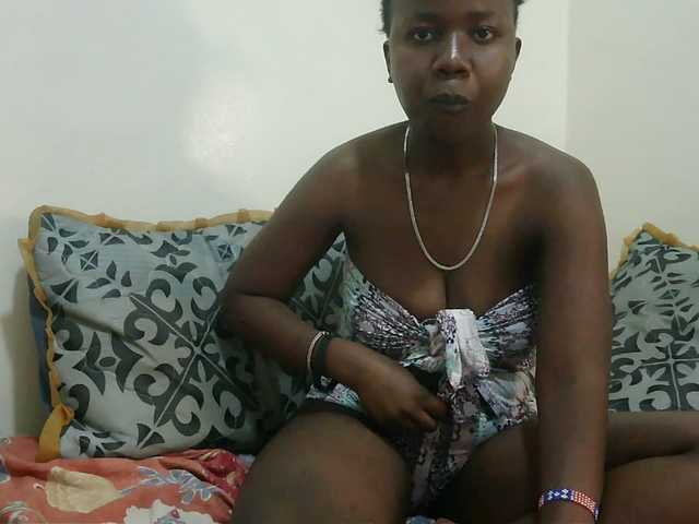Blackdoll1 live cam on 