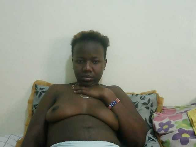 Blackdoll1 live cam on BongaCams