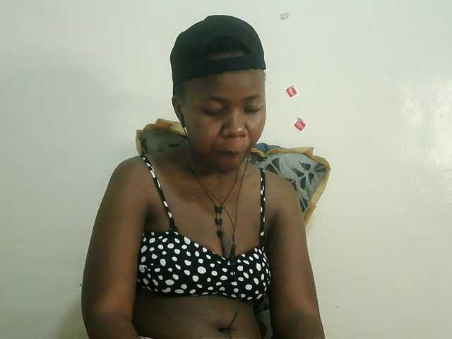 Blackdoll1 live cam on BongaCams