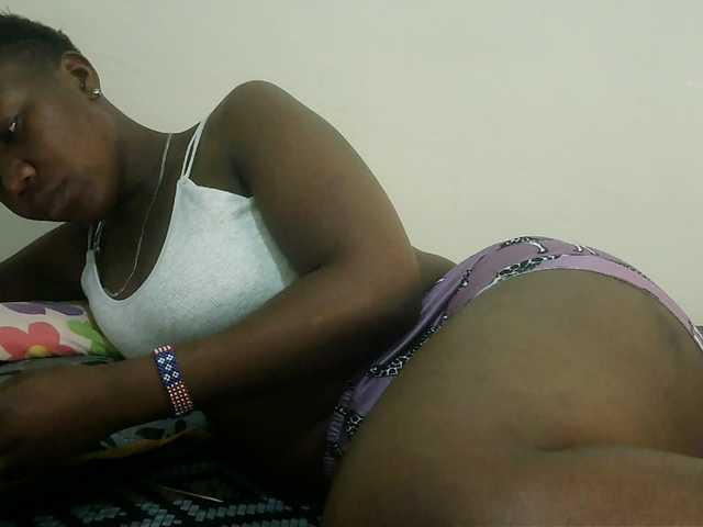Blackdoll1 live cam on BongaCams