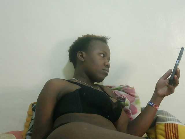 Blackdoll1 live cam on BongaCams