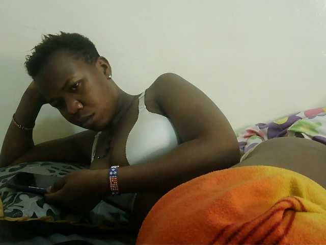 Blackdoll1 live cam on BongaCams