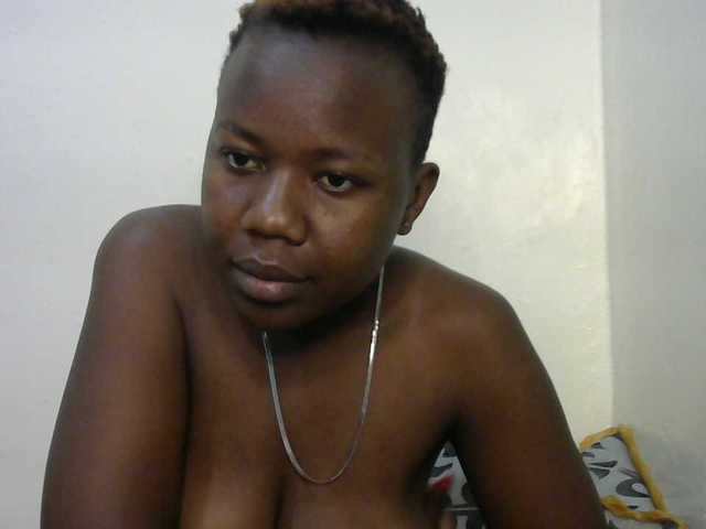 Blackdoll1 live cam on BongaCams