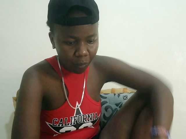 Blackdoll1 live cam on BongaCams
