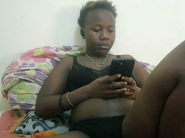 Blackdoll1 live cam on BongaCams