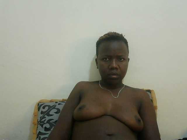 Blackdoll1 live cam on BongaCams