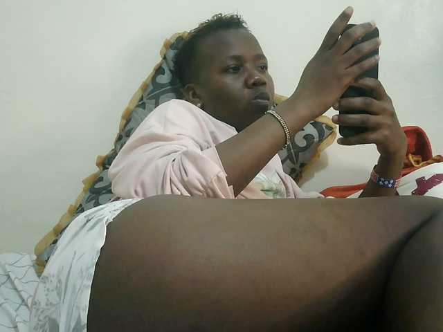 Blackdoll1 live cam on BongaCams