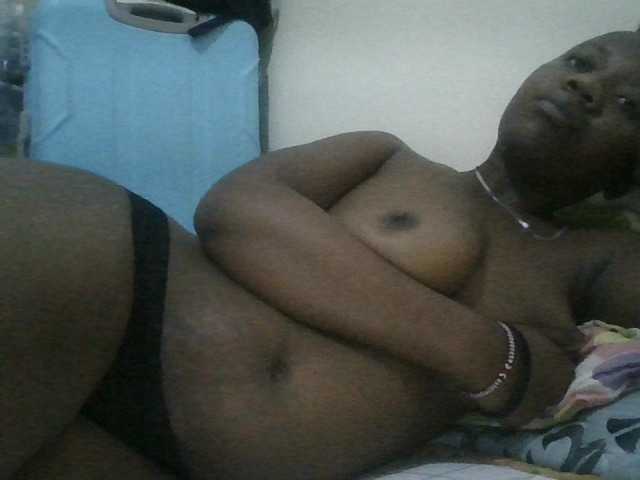 Blackdoll1 live cam on BongaCams