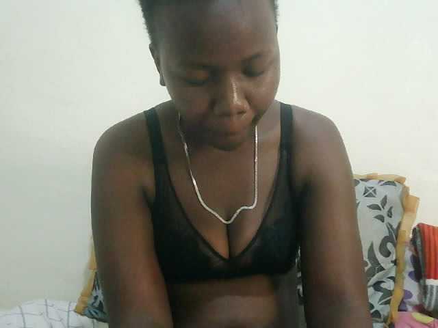 Blackdoll1 live cam on BongaCams
