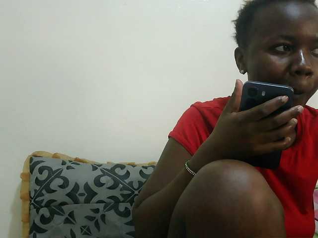 Blackdoll1 live cam on BongaCams