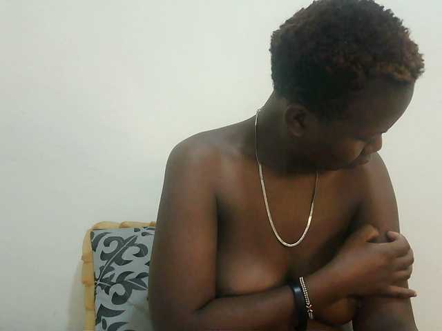 Blackdoll1 live cam on BongaCams