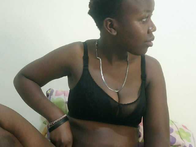 Blackdoll1 live cam on BongaCams