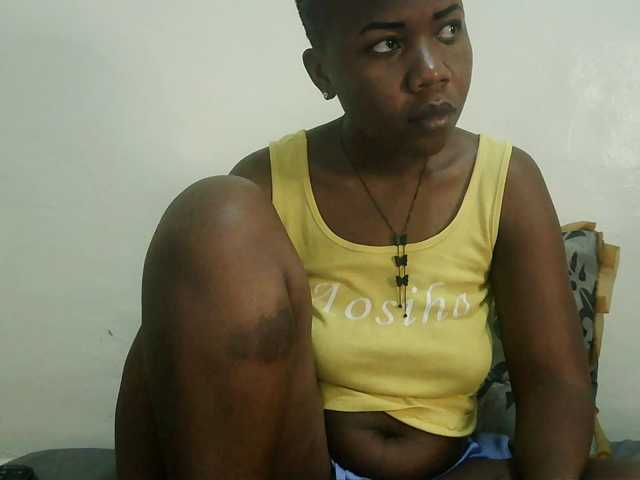 Blackdoll1 live cam on BongaCams