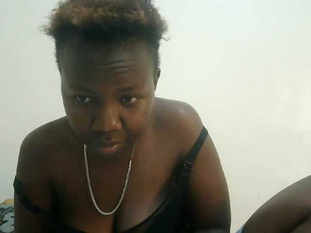 Blackdoll1 live cam on BongaCams
