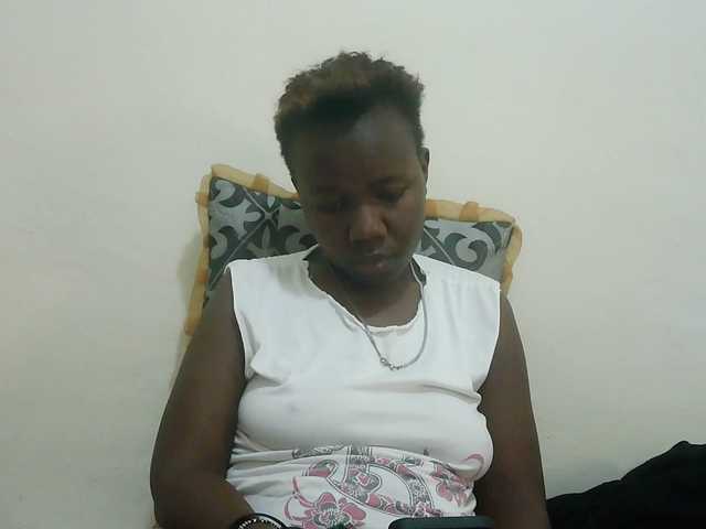 Blackdoll1 live cam on BongaCams