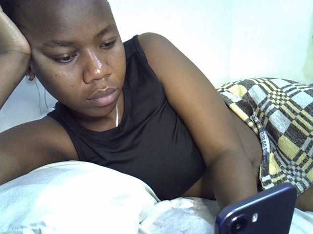 Blackdoll1 live cam on BongaCams