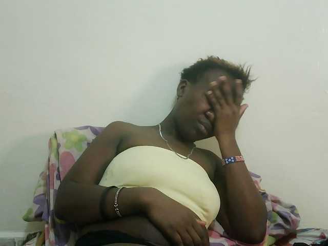Blackdoll1 live cam on BongaCams