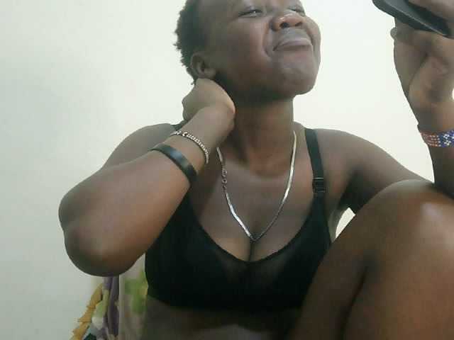 Blackdoll1 live webcam show
