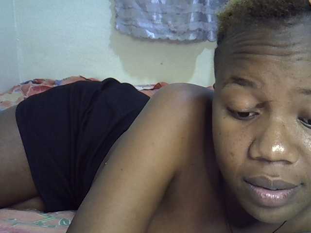 Blackdoll1 live cam on BongaCams